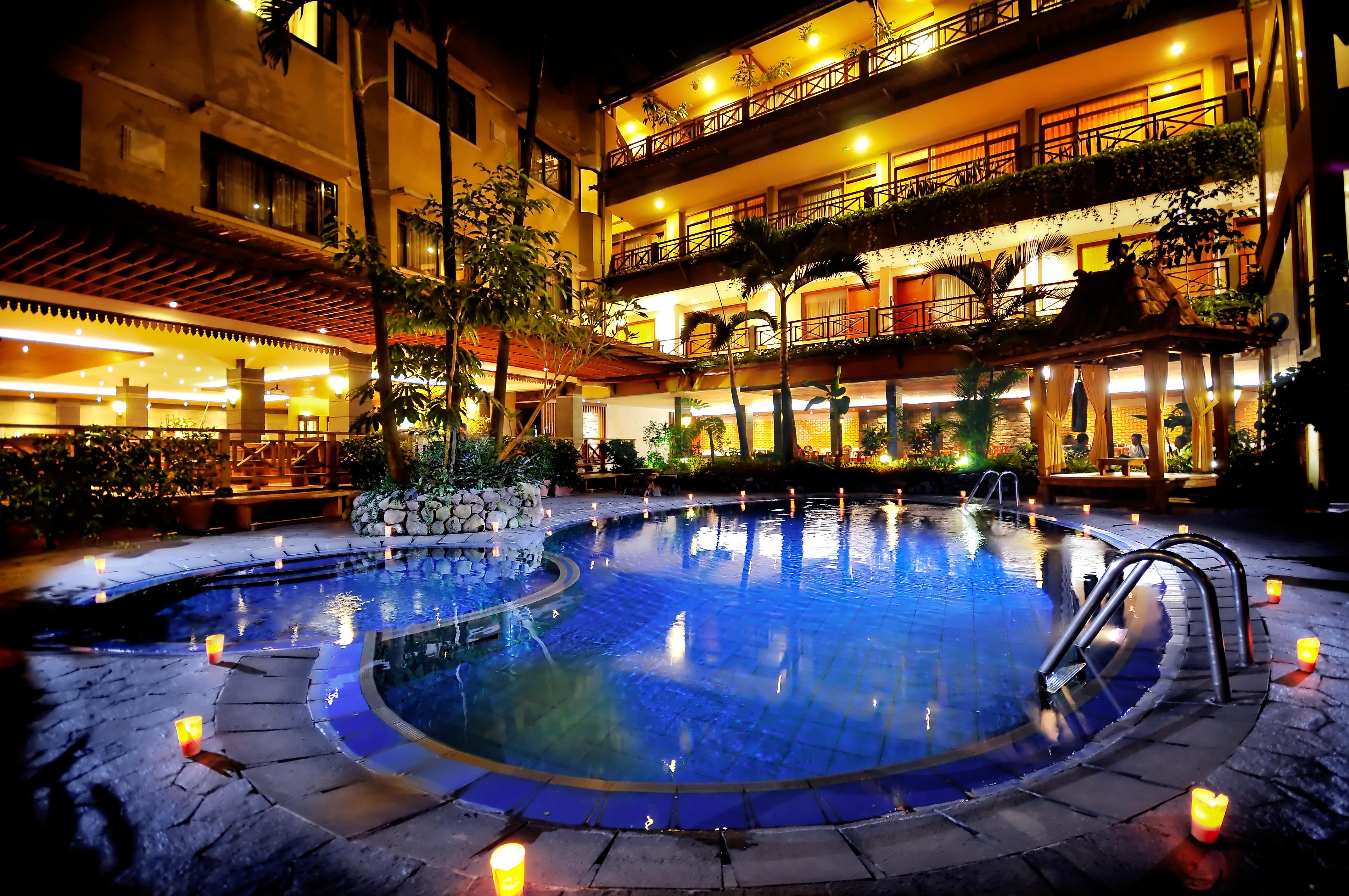 Sukajadi Hotel, Convention And Gallery Bandung Exterior foto